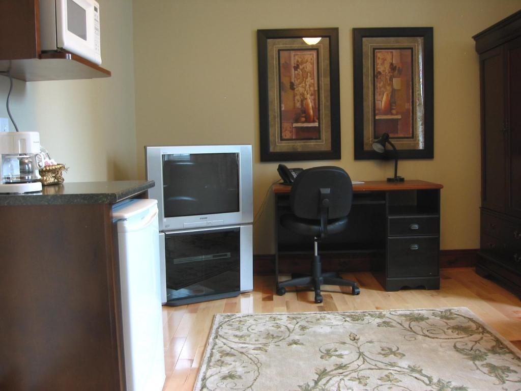 Spanish Bay Inn, Canada Sydney Room photo